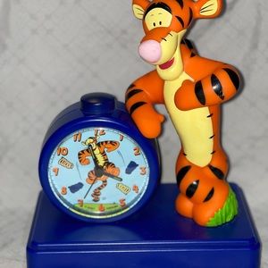 TIGGER CLOCK